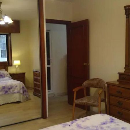 Acogedora Habitacion Doble Junto A Paseos & Parques Сантьяго-де-Компостела Экстерьер фото